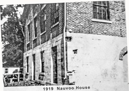 CO19 P60f Nauvoo House